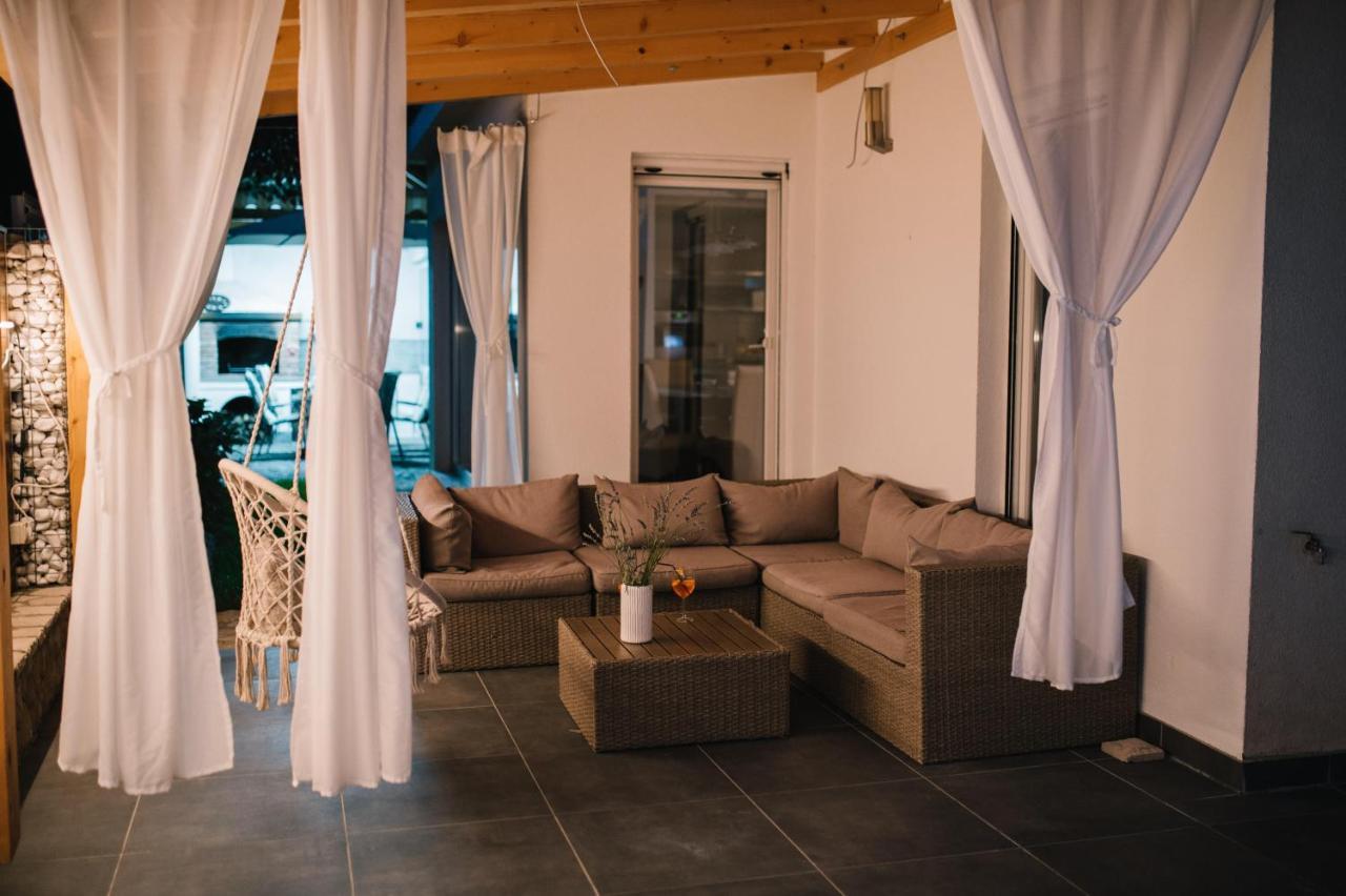 Ferienhaus Siroki Brijeg Exterior photo